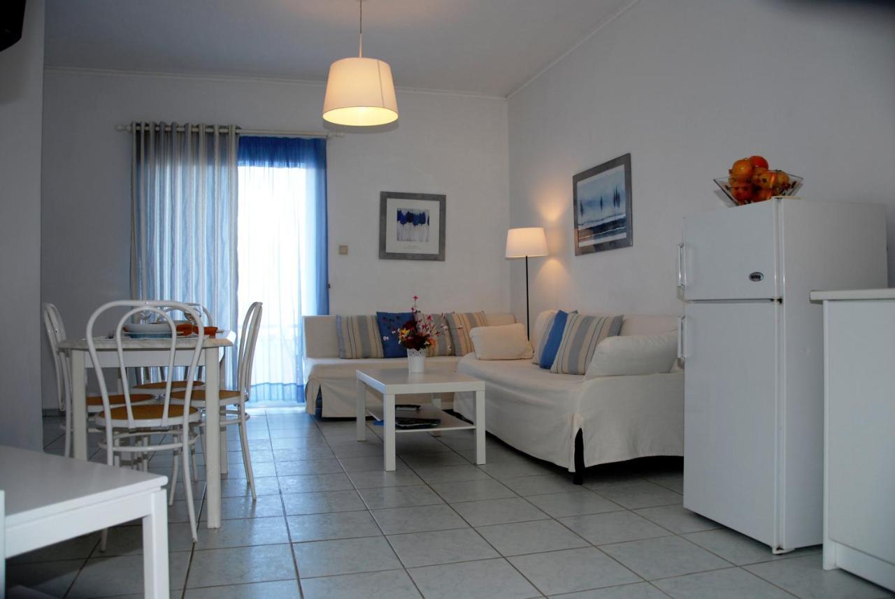Villa Fleria Seaside Studios & Apts Gerani  Екстер'єр фото