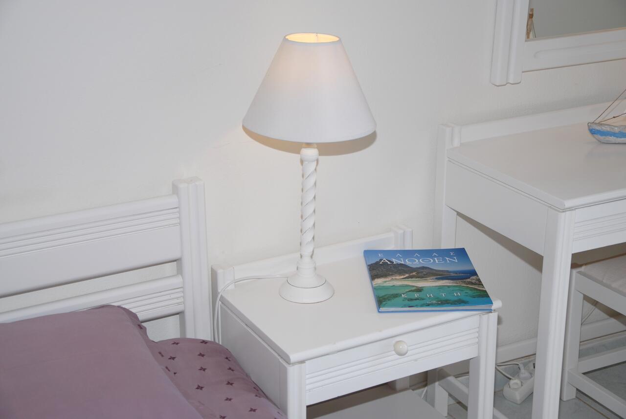 Villa Fleria Seaside Studios & Apts Gerani  Екстер'єр фото