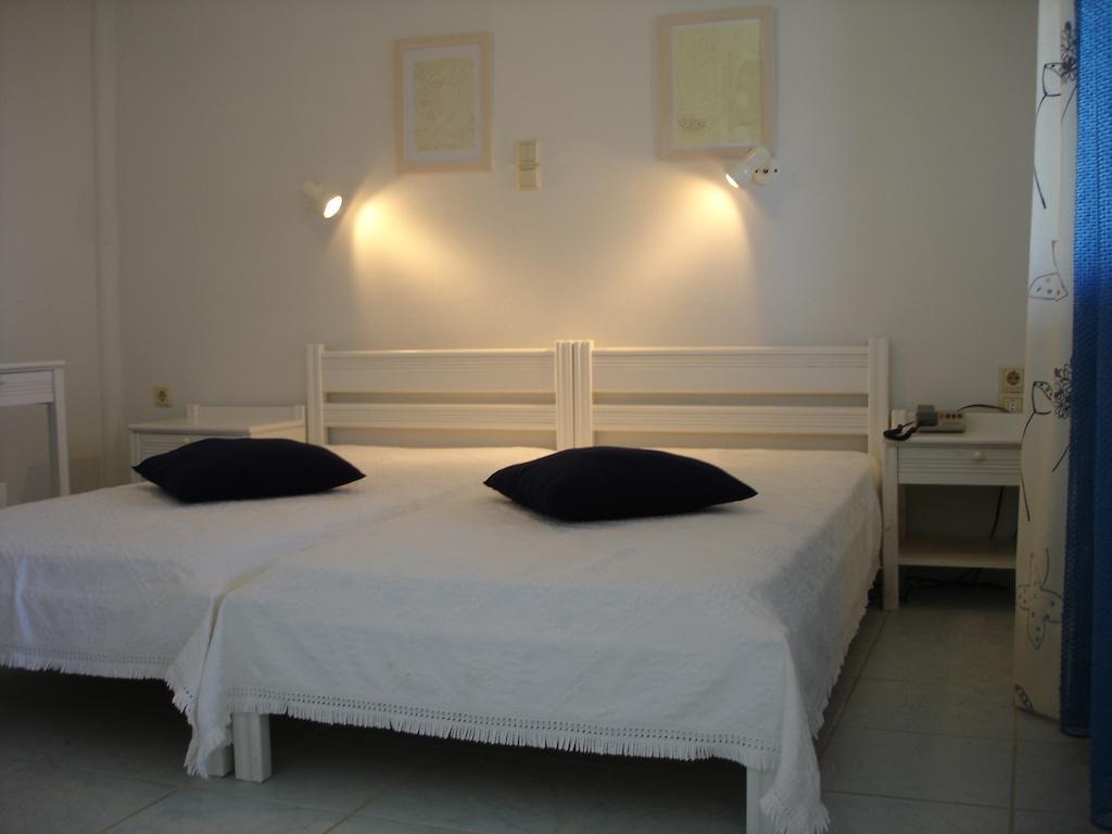 Villa Fleria Seaside Studios & Apts Gerani  Екстер'єр фото