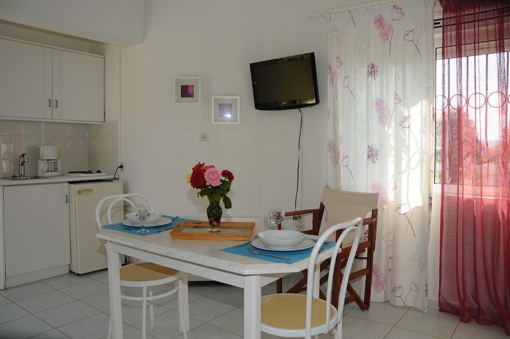 Villa Fleria Seaside Studios & Apts Gerani  Номер фото