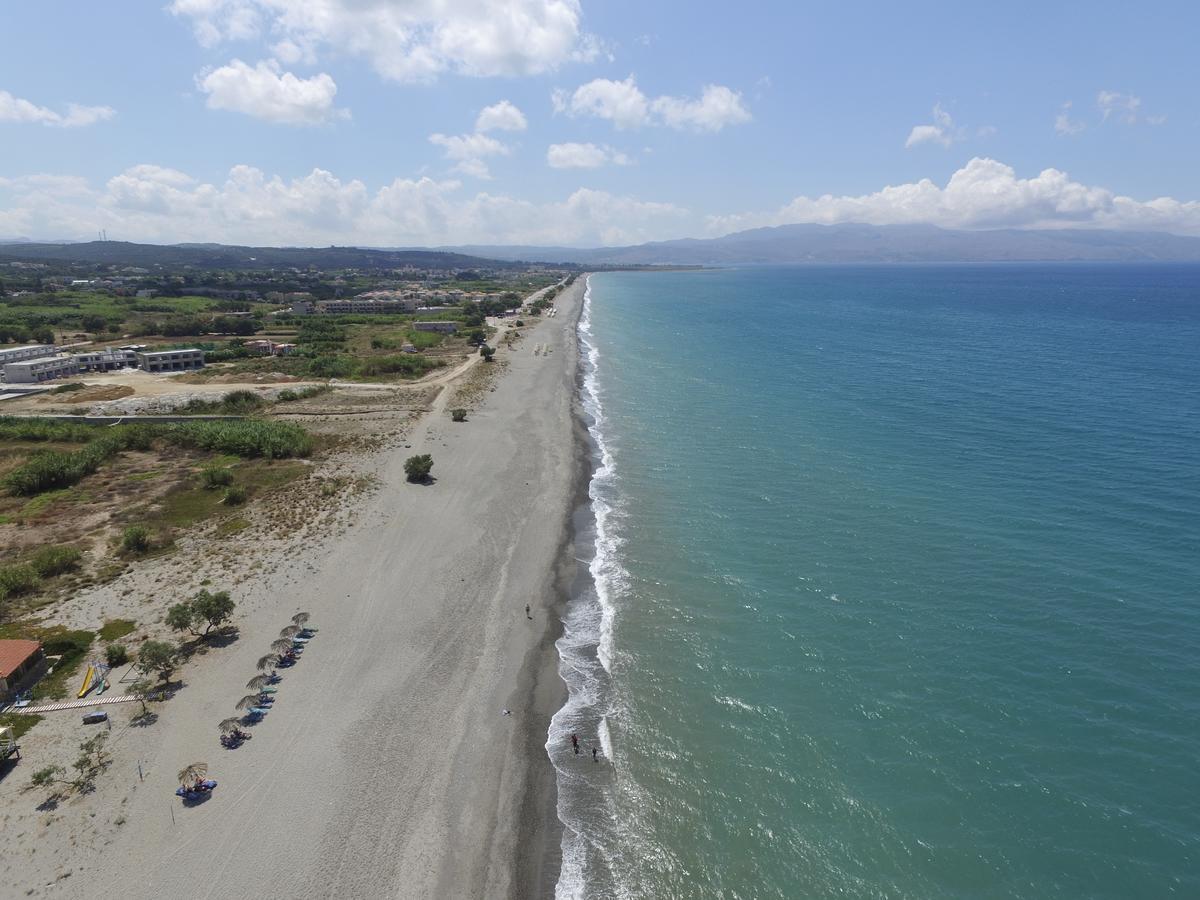 Villa Fleria Seaside Studios & Apts Gerani  Екстер'єр фото